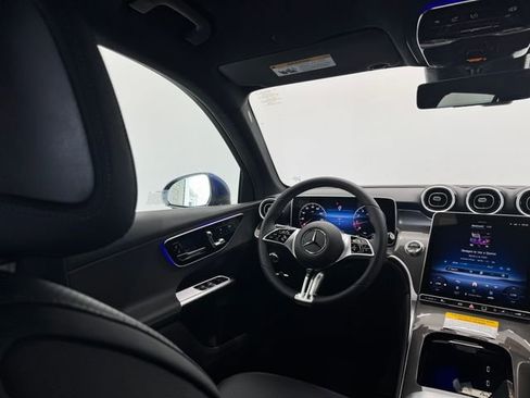 New 2025 Mercedes-Benz GLC 300 image 38