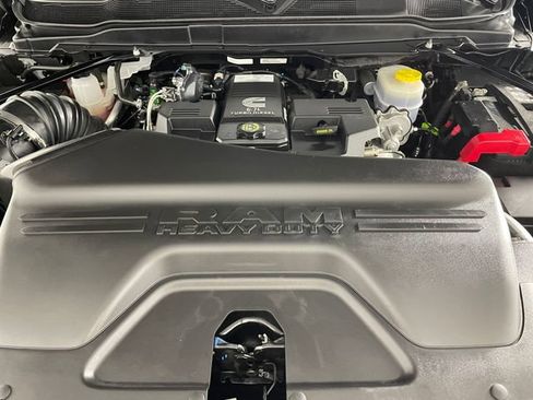 Certified 2024 RAM 3500 Limited w/ Night Edition AWD/4WD image 19