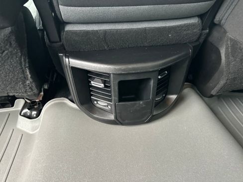 Used 2023 RAM 2500 Big Horn w/ Level 1 Equipment Group image 16