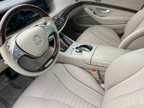 Used 2015 Mercedes-Benz S 550 Sedan image 4