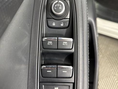 Used 2020 Subaru Forester Touring AWD/4WD image 26