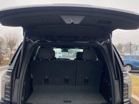 Used 2025 Chevrolet Tahoe Premier image 23