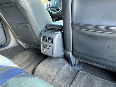 Used 2006 Cadillac DTS image 52