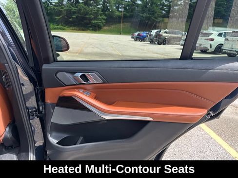 Used 2024 BMW X7 xDrive40i w/ M Sport Package AWD/4WD image 34