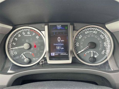 Certified 2022 Toyota Tacoma SR5 image 24