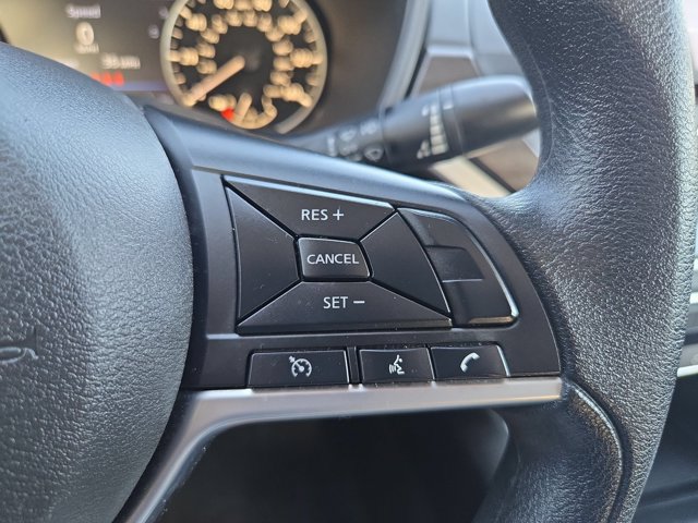Used 2025 Nissan Altima 2.5 SV AWD/4WD image 18