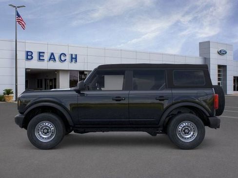 New 2025 Ford Bronco 4-Door image 3