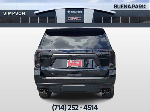 Used 2024 GMC Yukon XL Denali AWD/4WD image 7