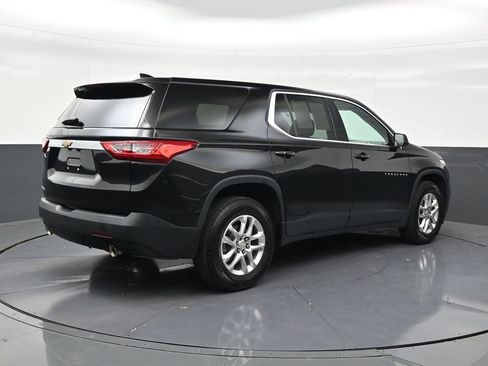 Used 2020 Chevrolet Traverse LS FWD image 5