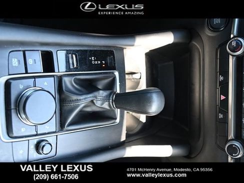 Used 2021 MAZDA MAZDA3 s FWD image 9