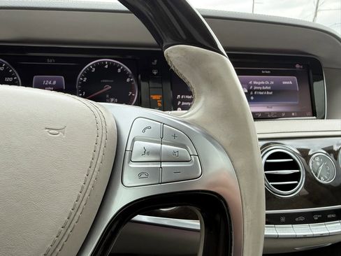 Used 2015 Mercedes-Benz S 550 Sedan image 32