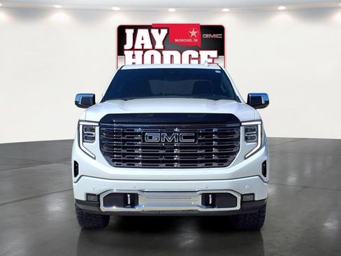 Used 2025 GMC Sierra 1500 Denali Ultimate AWD/4WD image 2
