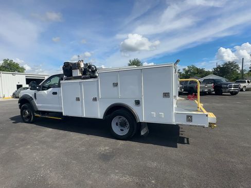 Used 2020 Ford F550 4x4 Regular Cab Super Duty image 5