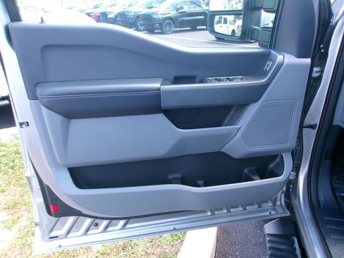 Used 2024 Ford F250 XLT w/ Snow Plow Prep Package AWD/4WD image 6