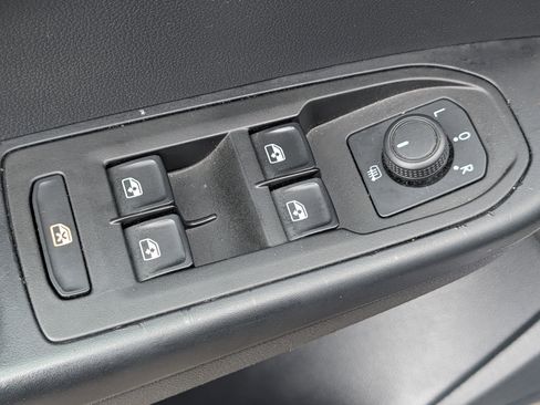 Certified 2022 Volkswagen Taos SE AWD/4WD image 19