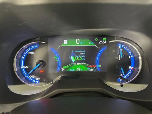 Used 2022 Toyota RAV4 Limited image 17