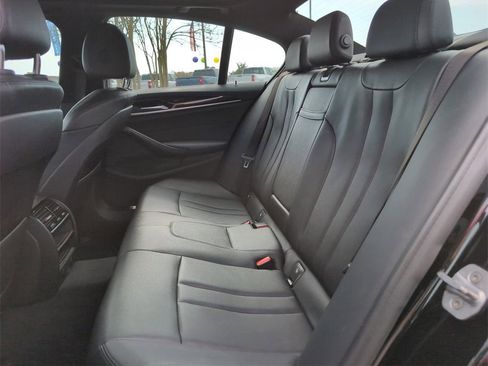 Used 2018 BMW 530i image 29