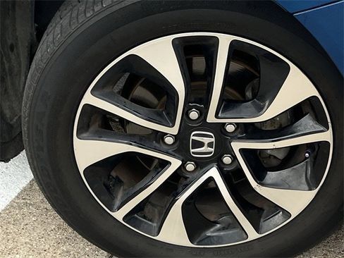 Used 2015 Honda Civic EX image 10