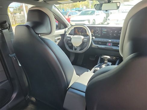 New 2026 Kia K4 GT-Line image 13