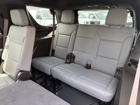 Used 2024 Chevrolet Tahoe LT AWD/4WD image 43