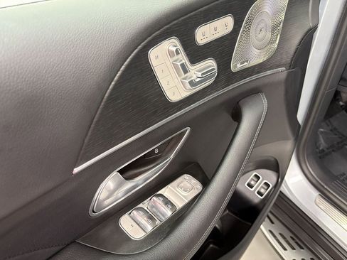Certified 2025 Mercedes-Benz GLE 450e 4MATIC image 6