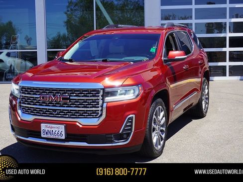 Used 2021 GMC Acadia Denali w/ Denali Technology Package FWD image 1