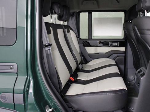 New 2025 INEOS Grenadier Fieldmaster Edition image 13