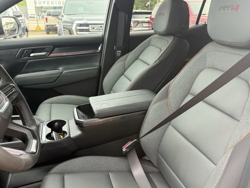 New 2026 GMC Terrain AT4 AWD/4WD image 5