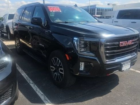 Certified 2024 GMC Yukon AT4 w/ Technology Package AWD/4WD image 3