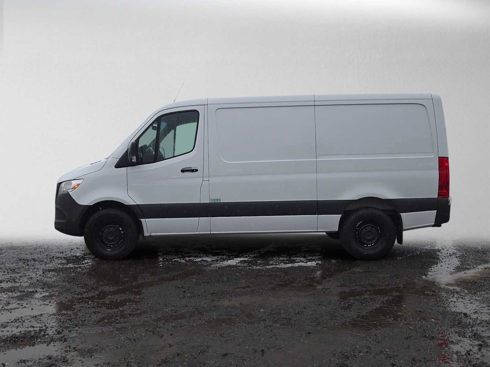 Used 2026 Mercedes-Benz Sprinter 2500 image 6