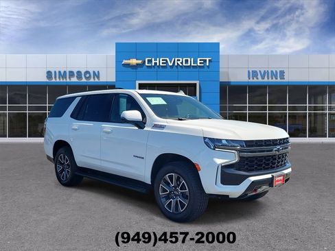 Used 2021 Chevrolet Tahoe Z71 w/ Luxury Package AWD/4WD image 2