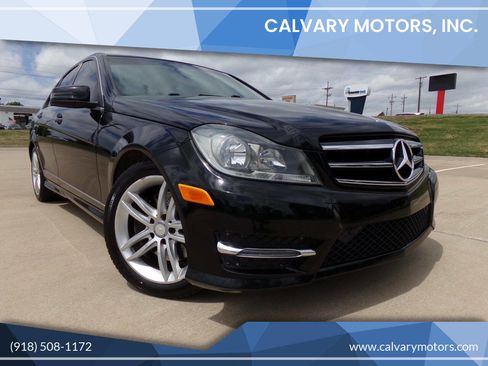 Used 2014 Mercedes-Benz C 300 4MATIC Sedan image 1