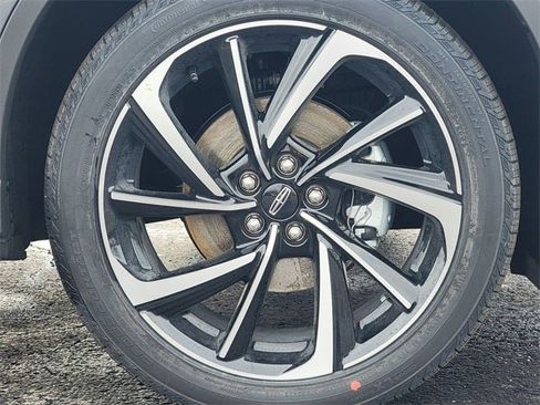 New 2026 Lincoln Corsair Reserve image 17