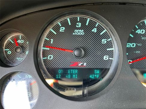 Used 2011 GMC Sierra 1500 SLE image 28