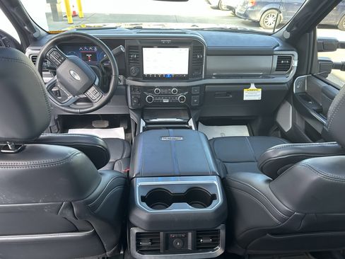 Used 2025 Ford F250 Platinum image 21