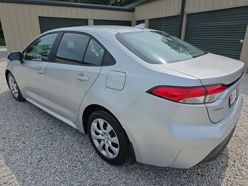 Certified 2023 Toyota Corolla LE w/ Carpet Mat Package (TMS) FWD image 4