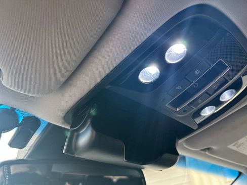 Used 2019 Kia Sorento EX w/ EX Touring Package image 19