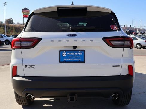 New 2026 Ford Escape ST-Line Select w/ Class II Trailer Tow Package image 4