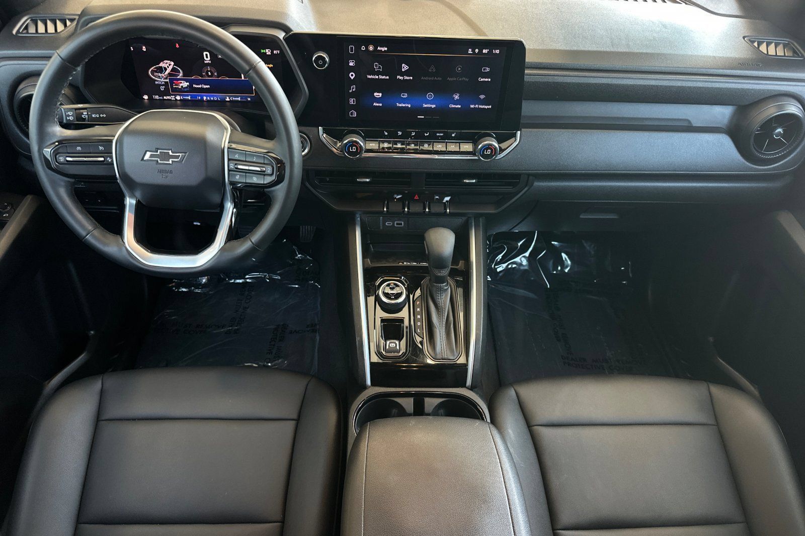 Used 2025 Chevrolet Colorado Trail Boss w/ Midnight Edition AWD/4WD image 16