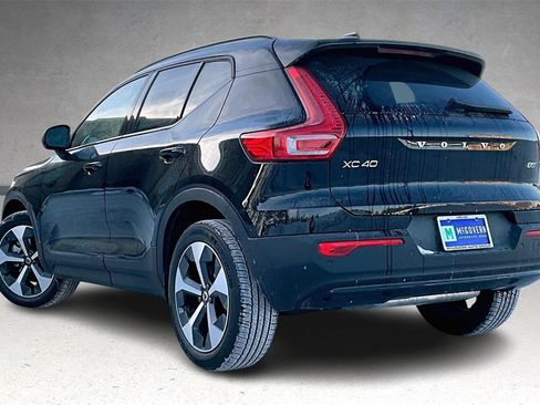 New 2026 Volvo XC40 B5 Core w/ Protection Package Premier image 3