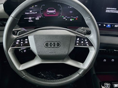 Used 2025 Audi Q6 e-tron Premium Plus w/ Premium Plus AWD/4WD image 19