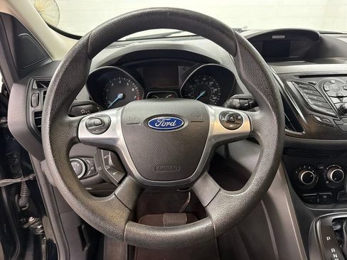 Used 2016 Ford Escape S FWD image 17