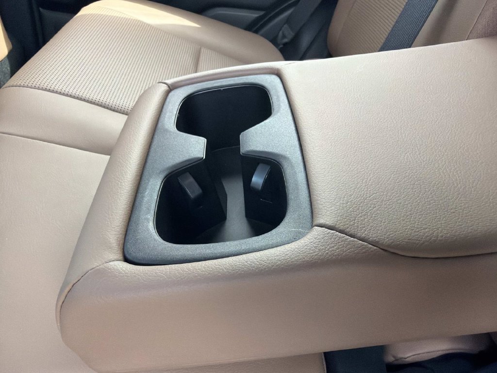 Used 2025 Toyota 4Runner Limited AWD/4WD image 16