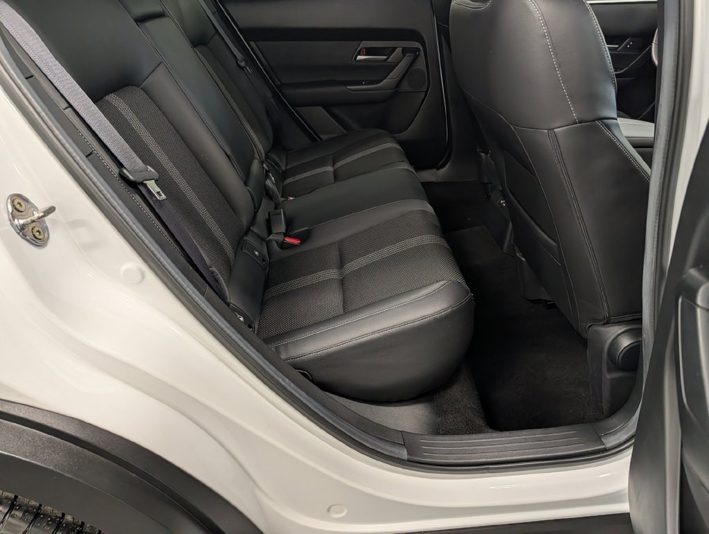 Certified 2024 MAZDA CX-50 AWD 2.5 S w/ Preferred Package image 28
