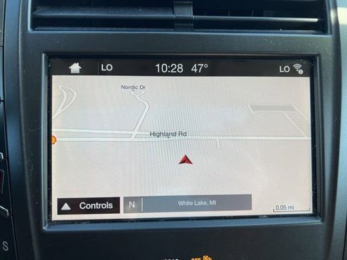 Used 2019 Lincoln MKC Reserve w/ MKC Climate Package FWD image 28