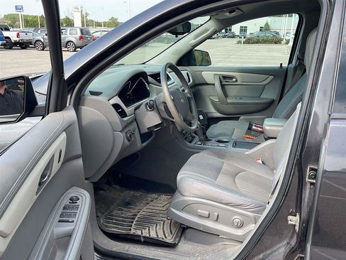 Used 2015 Chevrolet Traverse LS AWD/4WD image 3