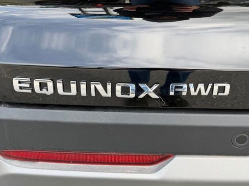New 2026 Chevrolet Equinox LT w/ Convenience Package II AWD/4WD image 19
