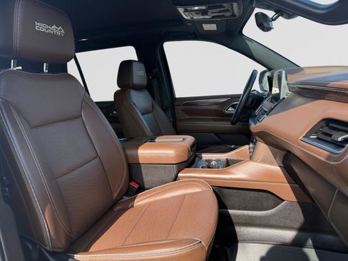 Used 2021 Chevrolet Tahoe High Country image 15