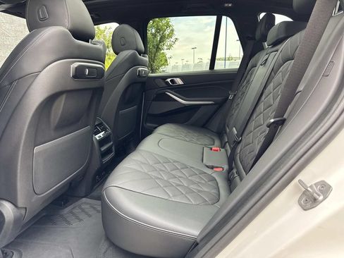 Used 2024 BMW X5 xDrive40i w/ M Sport Package AWD/4WD image 13