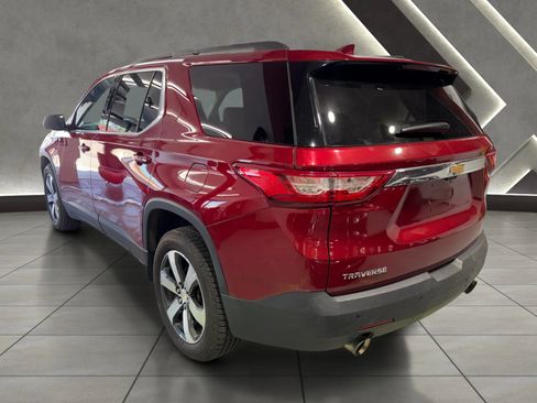 Used 2019 Chevrolet Traverse LT w/ LT Premium Package FWD image 5